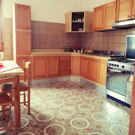 Apartment Elegant In 120m² Bicycles Available