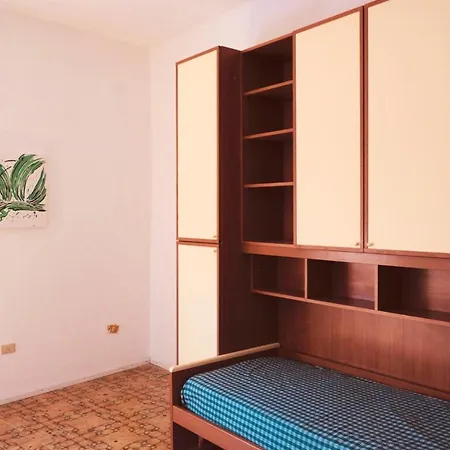 Elegant In 120m² Bicycles Available Apartment