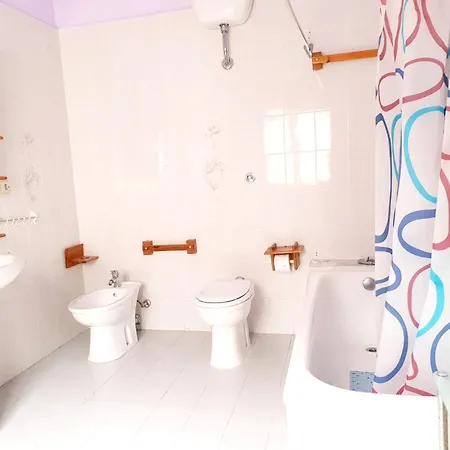 Apartment Elegant In 120m² Bicycles Available